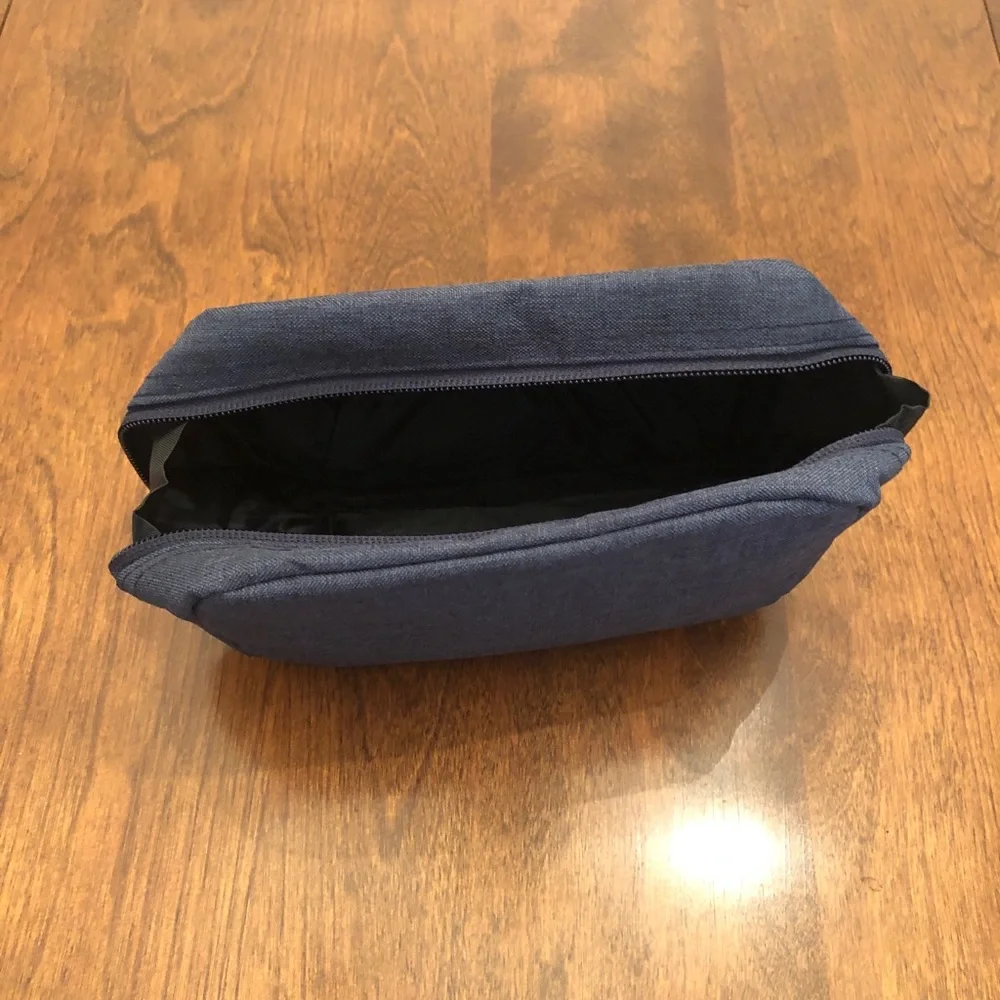 Laptop sleeve with small bag